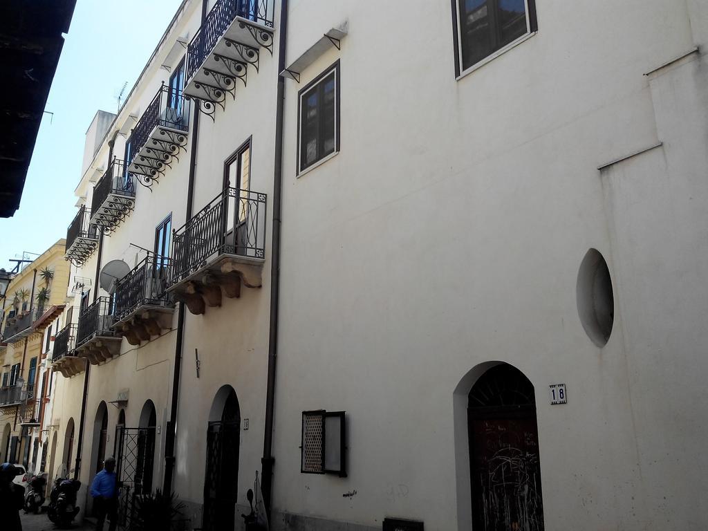 Little House Inside Capo'S Market Apartamento Palermo Exterior foto